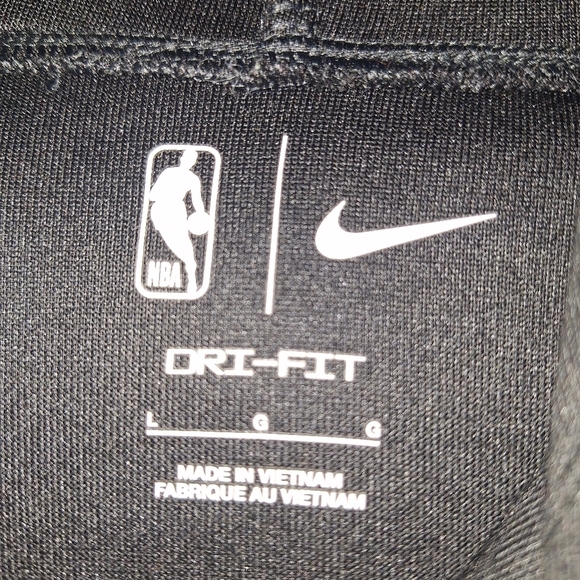 A Nike Dri-Fit New York Nets black hoodie in a men's size large. NWT. - Picture 2 of 6